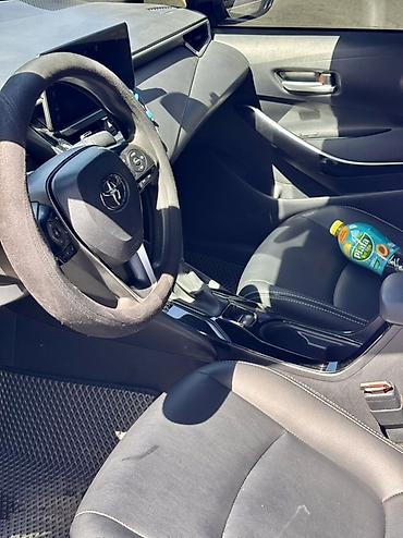 eado ev: Toyota Corolla: 2021 г., 1.8 л, Вариатор, Гибрид, Седан — 7