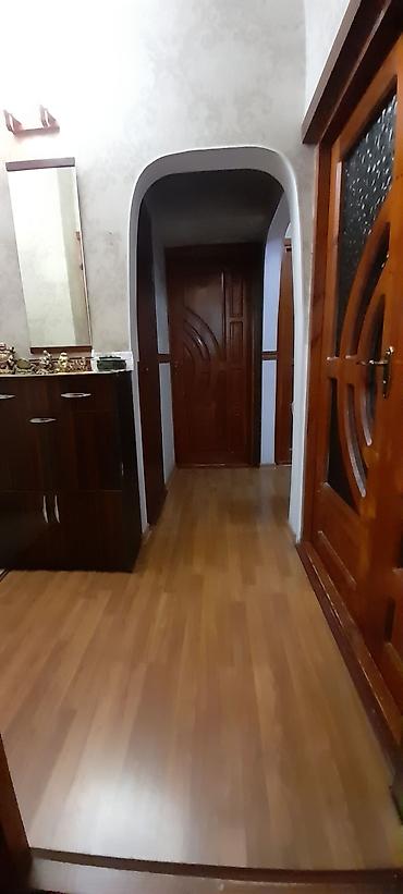 Продажа квартир: 3 комнаты, 78 м², Толойкон мкр., 105 серия, 3 этаж — 4