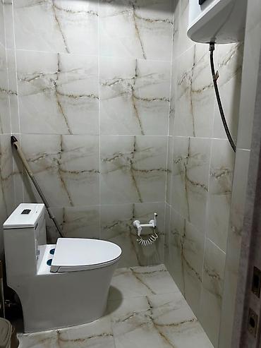 1: 1 комната, 42 м², 1 этаж — 8