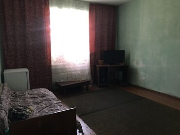 дом лебединовка продаю: Барачный, 48 м², 4 комнаты, Собственник, Старый ремонт