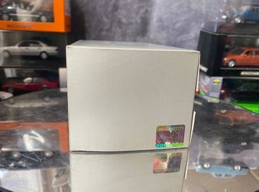 Avtomobil modelləri: Коллекционная модель Mercedes-Benz E Class W212 brown 2009 Dealer — 4