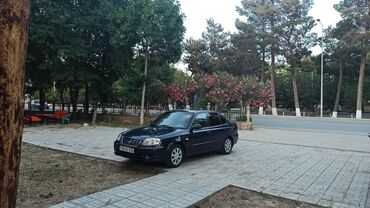 mercedes rolu satilir: Hyundai Accent: 1.5 l | 2005 il Sedan