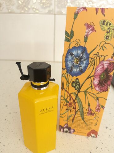 Προσωπικά αντικείμενα: Άρωμα 100ml Gucci flora ελάχιστα Χρησιμοποιημένο