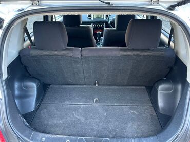 Toyota: Toyota ist: 2003 г., 1.5 л, Автомат, Бензин, Хэтчбэк — 14