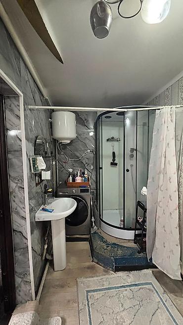 7 соток: Продается частный дом на первой линии по ул. Профсоюзной 📍 Кызыл-Аскер — 8
