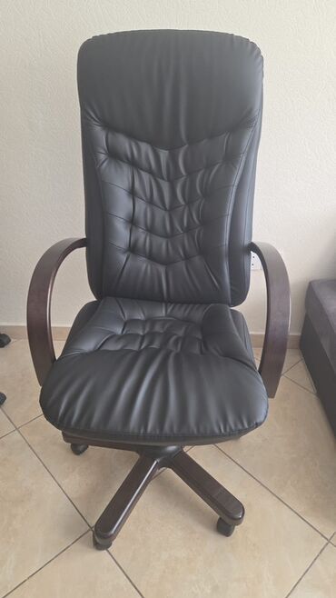 Sifarişlə ofis dəst mebeli: Mebel istehsalı və quraşdırma xidməti - Ofis masaları: İki rəngli — 98