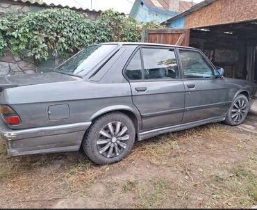 объем 1: BMW 524: 1987 г., 2.4 л, Механика, Дизель, Универсал