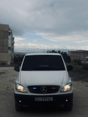 на внедорожник на джип: Mercedes-Benz Vito: 2005 г., 2.2 л, Автомат, Дизель, Бус