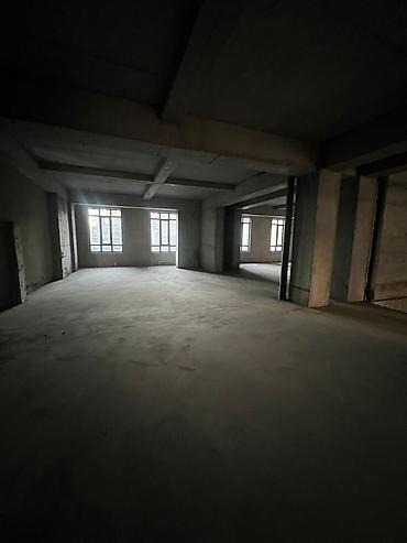 Продажа офисов: Продажа офисов 401 м², Без ремонта, Без мебели, Многоэтажное здание, 1 этаж — 2