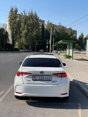 corolla 2018: Toyota Corolla: 2021 г., 1.8 л, Автомат, Гибрид, Седан — 4