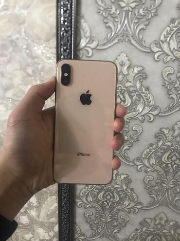 Apple iPhone: IPhone Xs, 256 ГБ, Золотой, Чехол, 78 %