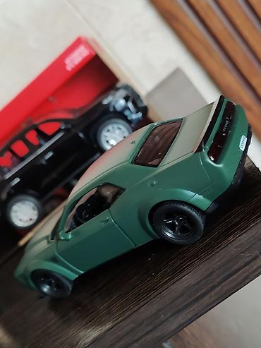 Модели автомобилей: Подарок на новый год Продаю масштабную Модель машины Dodge Challenger — 2