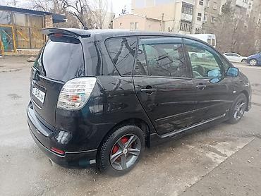 Toyota: Toyota Corolla: 2003 г., 1.8 л, Автомат, Бензин, Минивэн — 3