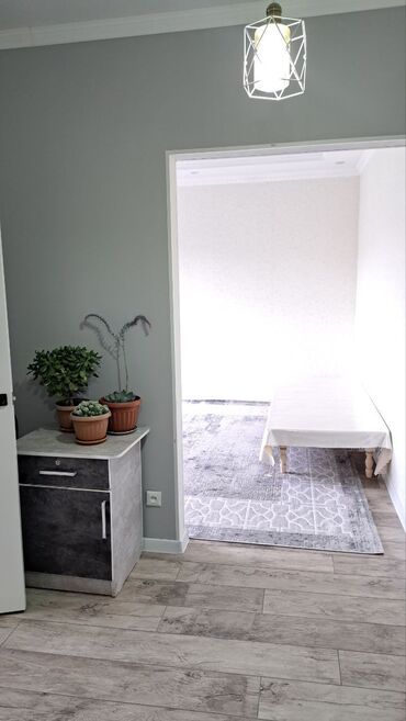 Продажа комнат: Продаётся светлая и просторная 3-комнатная квартира (105 серия) Адрес — 10