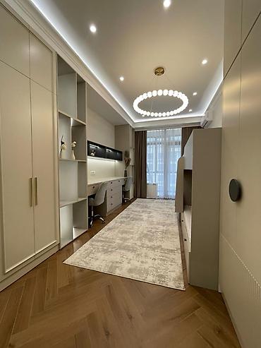 Продажа квартир: 3 комнаты, 137 м², Элитка — 5