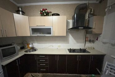 спльный гарнитур: Кухонный шкаф, Навесной, С мойкой