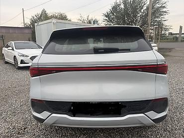 машы: BYD Song Plus: 2022 г., 0.1 л, Автомат, Гибрид, Кроссовер — 6