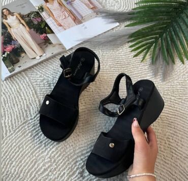 Sandale: Sandale — 2