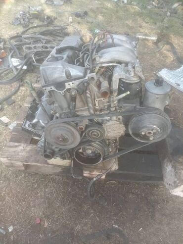 задний фонарь мерседес: Mercedes-Benz Mercedes 2 l, Dizel, 1993 il, Almaniya, İşlənmiş