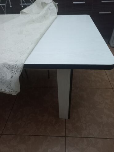 стол для столовой: Кухонный Стол, Новый