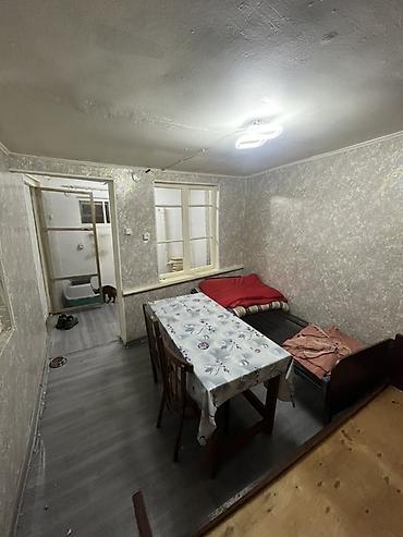 evlər studiya: Komunal daxil. Kirayə ev. Qiymət 1 xanıma aiddir. Yalnız xanımlara. 2 — 2