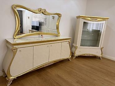 dəst mebel: Qonaq otağı üçün klassik dəst Tərkib: - 3 oturacaqlı divan + 2 ədəd — 2