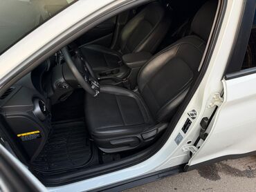 Hyundai: Hyundai Kona: 2017 г., 1.6 л, Автомат, Бензин, Хэтчбэк — 9