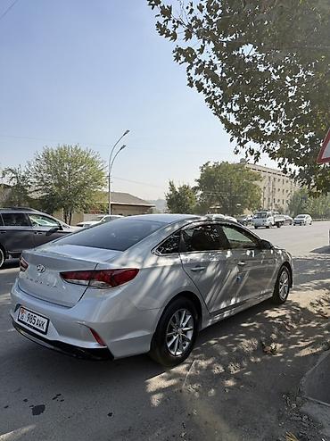kia bongo 2020: Hyundai Sonata: 2021 г., 2 л, Автомат, Газ, Седан — 3