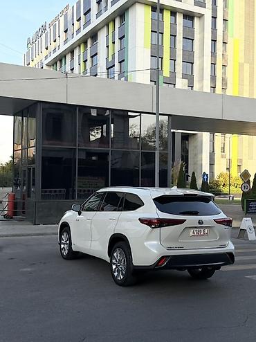 Toyota: Toyota Highlander: 2021 г., Гибрид, Кроссовер — 7