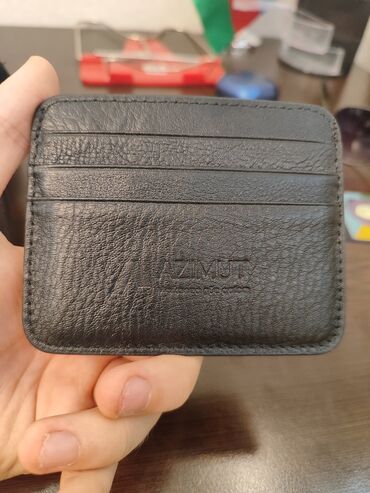 Toy paltarları və aksesuarları: Pulqabı, Təbii dəri, Yeni