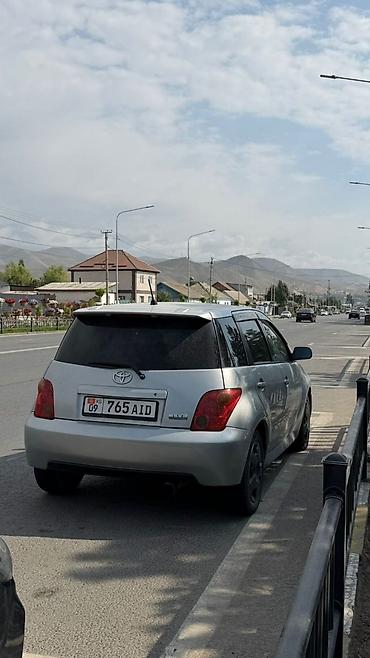 ковролин тойота ист: Toyota Ist: 2003 г., 1.5 л, Автомат, Газ, Хэтчбэк — 4