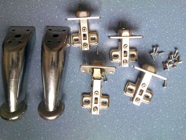 Фурнитура для мебели: Отдам за символическую цену. Петли, ручки, крепления, ножки, крючки — 7