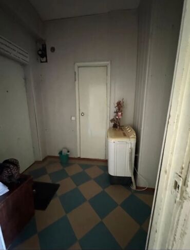 5мкр: 1 комната, 36 м², Индивидуалка, 5 этаж, Старый ремонт