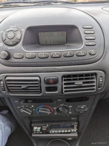 Toyota: Toyota Corolla: 1.4 l. | 2001 έ. Χάτσμπακ — 7