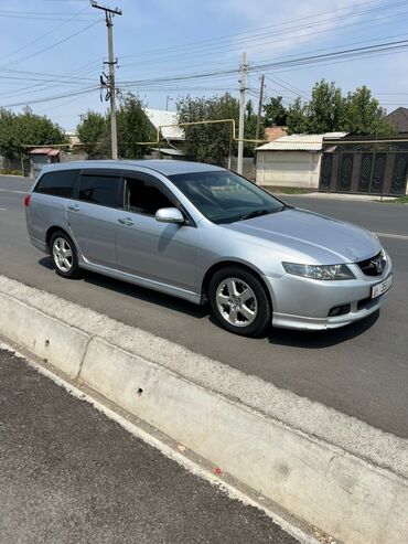 продаю авто в аварийном состоянии: Honda Accord: 2003 г., 2.4 л, Автомат, Бензин, Универсал