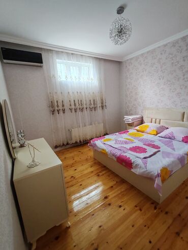 Günlük kirayə evlər: 220 kv. m, 4 otaqlı, Kanalizasiya, İnternet, Telefon — 13