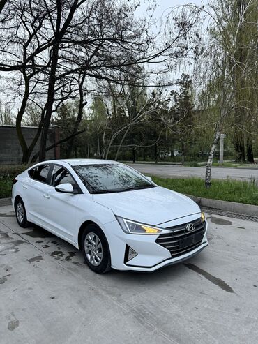 Hyundai Avante: 2019 г., 1.6 л, Типтроник, Газ, Седан