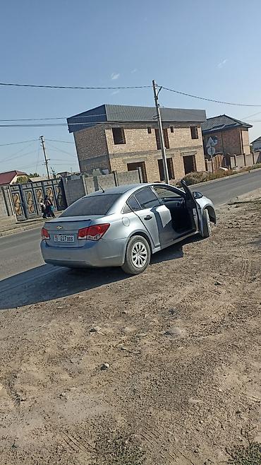 nexia r3: Chevrolet Cruze: 2011 г., 1.4 л, Механика, Седан — 3