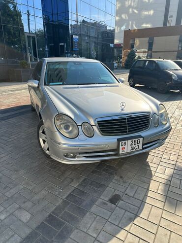 Mercedes-Benz: Mercedes-Benz E-Class: 2005 г., 3.5 л, Автомат, Бензин, Хэтчбэк