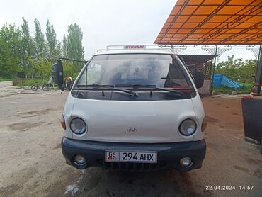 автомобиль hyundai porter: Hyundai Porter: 1999 г., 2.5 л, Механика, Дизель