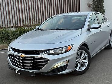 malibu spoiler: Chevrolet Malibu – gümüş rəngli, geniş və komfortlu sedan — 2