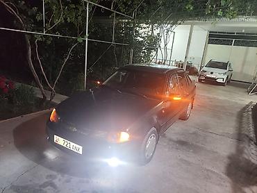 Daewoo Nexia: 2008 г., 1.6 л, Механика, Бензин, Седан
