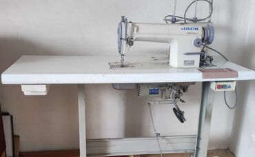 швейная машинка продажа: Швейная машина Jack, Вышивальная, Автомат