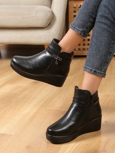 Čizme: Čizme, 41 — 9