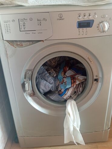 indesit paltaryuyan: Paltaryuyan maşın Indesit, 6 kq, Avtomat, Qurutmasız, Kredit yoxdur