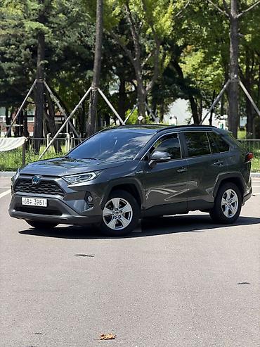 byd leopard 5: Toyota RAV4: 2019 г., 2.5 л, Автомат, Гибрид, Кроссовер — 1