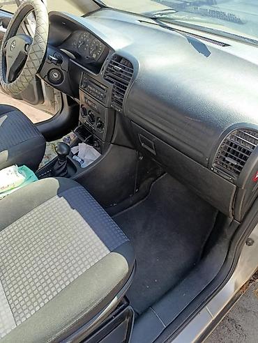 семиместная машина: Opel Zafira: 2003 г., Механика, Минивэн — 10