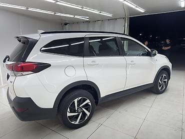 таёта раш: Toyota Rush: 2021 г., 1.5 л, Автомат, Бензин, Кроссовер — 4