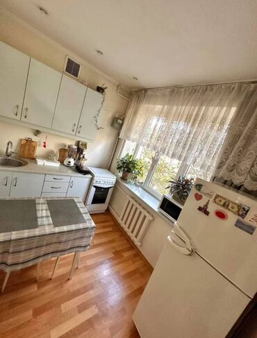 продоется 2 комнатная квартира: 2 комнаты, 48 м², Индивидуалка, 4 этаж, Косметический ремонт