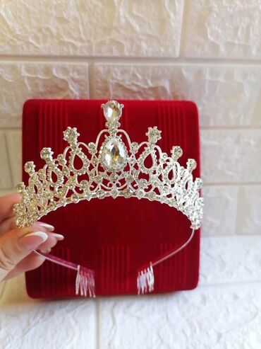 carpisa tašne cene: Hair crown, Handmade, color - Silver